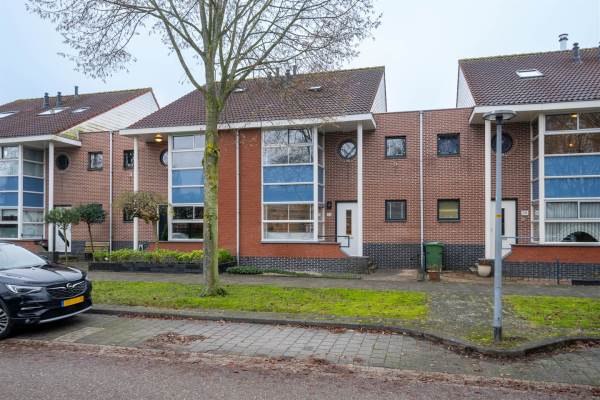 Woning Simon van Collemstraat 72 Almere