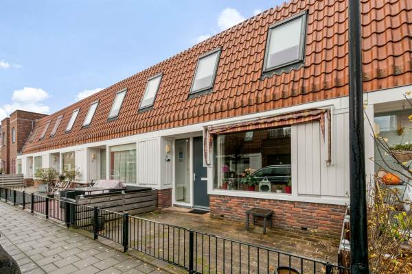 Woning Esdoornlaan 6 Zaandam