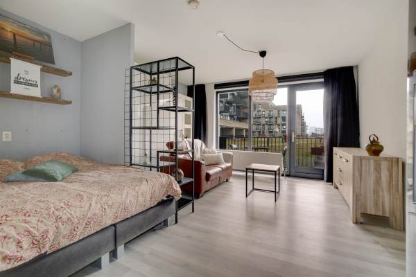 Woning Bezaanjachtplein 23 Amsterdam