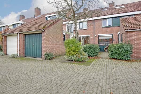 Woning Kardinaalsmuts 18 Beverwijk