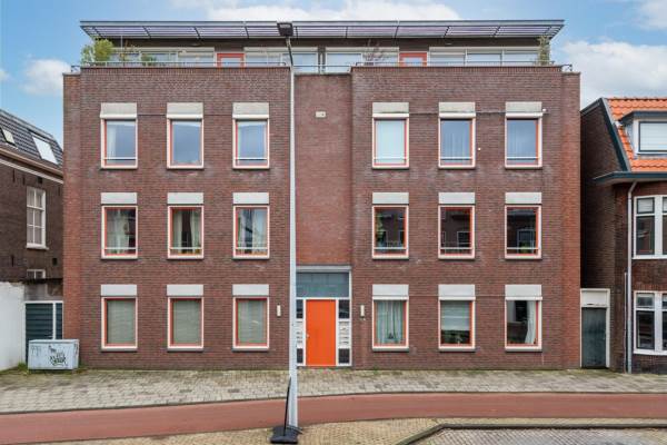 Woning Lage Rijndijk 15b Leiden