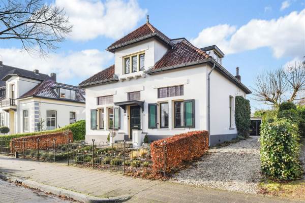 Woning Koninginnelaan 47 Apeldoorn