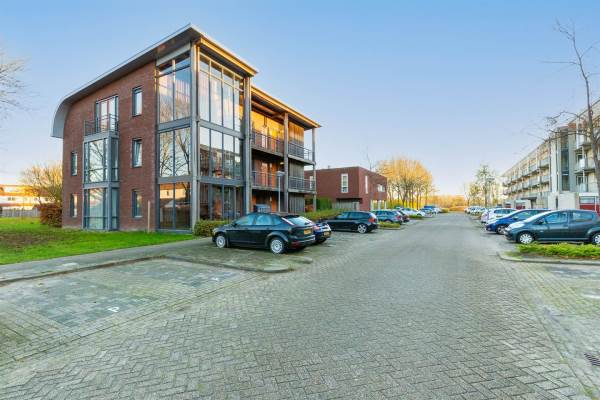 Woning Walvisplein 100 Almere