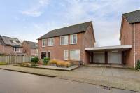 Woning Strikkenhof 27 Haelen