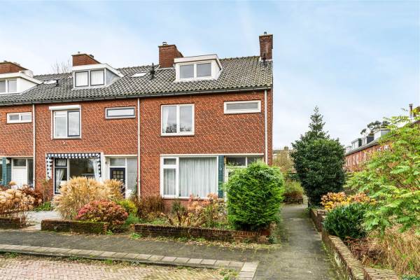 Woning Brunita J. Gemmekelaan 9 Voorschoten