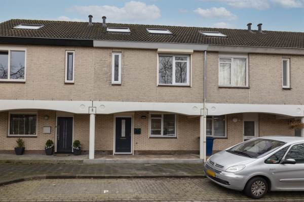 Woning Tjeukemeerstraat 7 Almere
