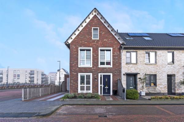 Woning Tabakskamp 107 Bunschoten-Spakenburg