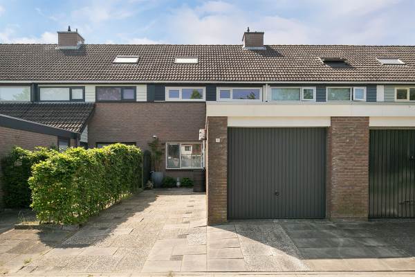 Woning Taniaburg 11 Leeuwarden