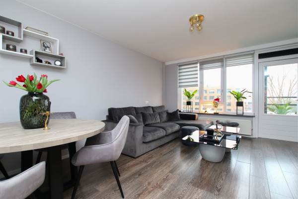 Woning Gravin Juliana van Stolberglaan 351 Leidschendam