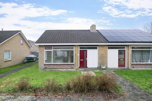 Woning Ds H van Eyck van Heslingastrjitte 31 Berltsum