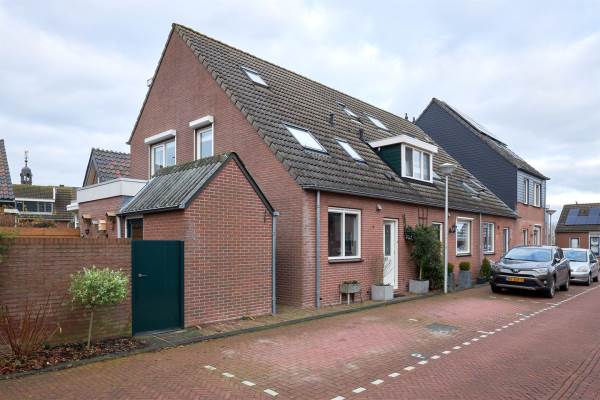 Woning Dokter van der Windhof 38 Aarlanderveen