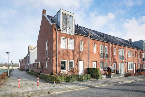 Woning Willem Passtoorsstraat 58 Schiedam