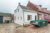 Woning Oostvest 9 Sint-Maartensdijk