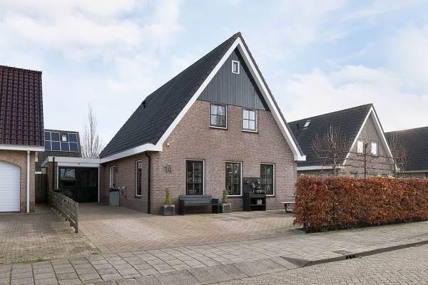 Woning Zwanebloem 14 Oudkarspel (Gem. Langedijk)