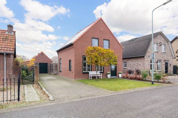 Woning Dorpsstraat 12 Middelaar