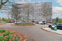 Woning Adama van Scheltemaplein 36 Delft