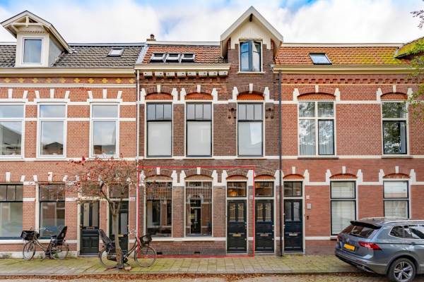 Woning Bilderdijkstraat 35zwart Haarlem