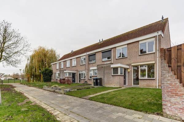Woning Vriezendijk 5 STEENBERGEN NB