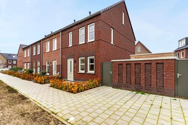 Woning Baas en Domburgstraat 27 Bodegraven