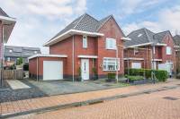 Woning Godfried Bomanshof 14 GROOTEBROEK