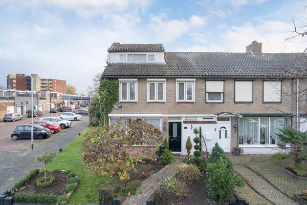 Woning Anthonie van Dijckstraat 1 ROOSENDAAL