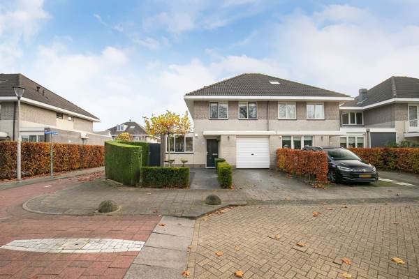 Woning Zoomwijcklaan 129 Oud-Beijerland