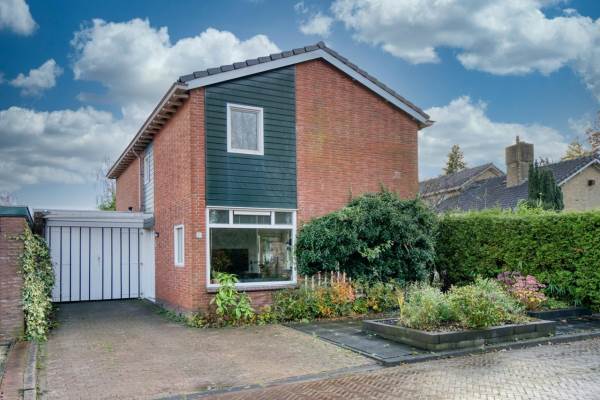 Woning Van de Veldestraat 21 LEEUWARDEN