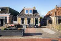 Woning Tzummarumerweg 17 Dongjum