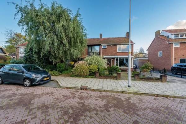 Woning Teding van Berkhoutweg 18 HALFWEG