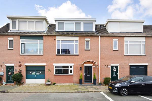 Woning G.J. van Marrewijklaan 145 Den Haag