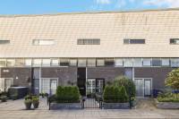 Woning Jacob van Ruysdaelstraat 75 Almere