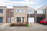 Woning Bernhardstraat 10 Axel