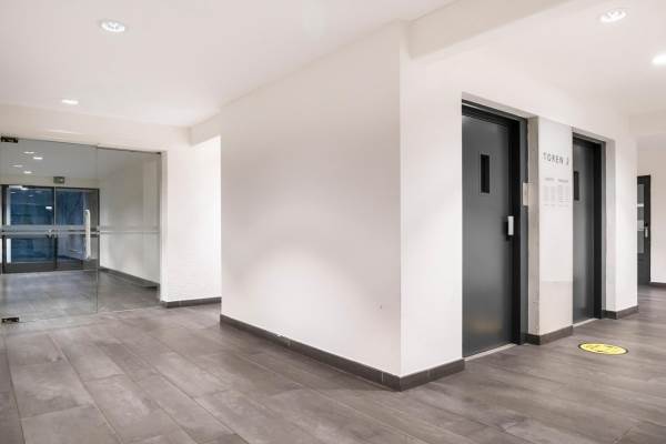 Woning Nachtwachtlaan 143 AMSTERDAM