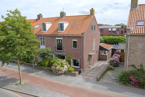 Woning Middenweg 114 Den Helder