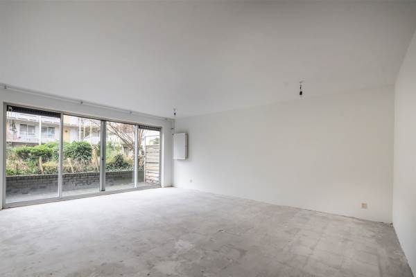 Woning C. van Eesterenlaan 254 Amsterdam