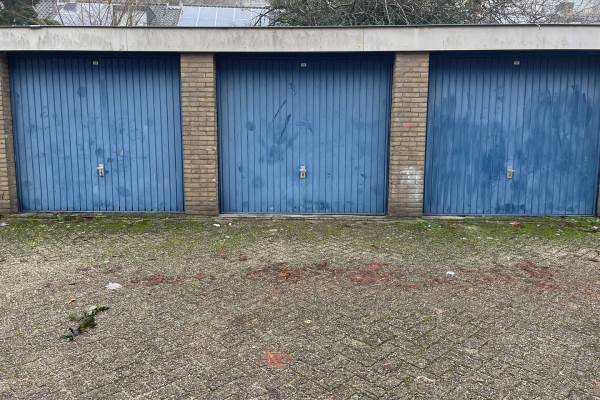 Garage Tiranaplantsoen garage 15 Haarlem