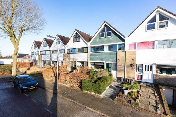 Woning Van Broekhuizenstraat 45 Rijssen