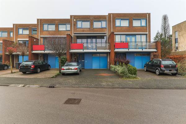 Woning Bloemersmaborg 7 Groningen