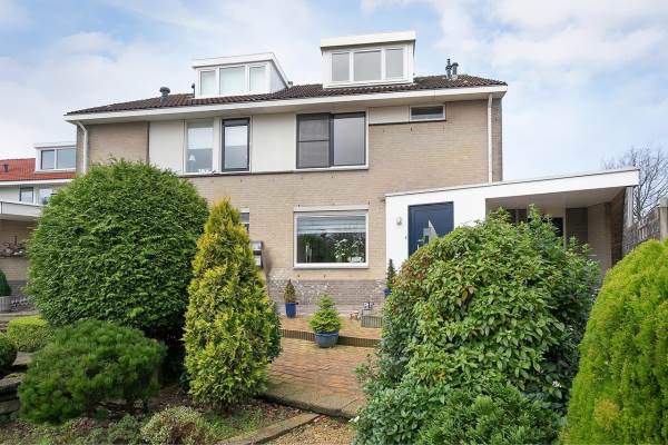 Woning Koolzaadakker 8 Schiedam