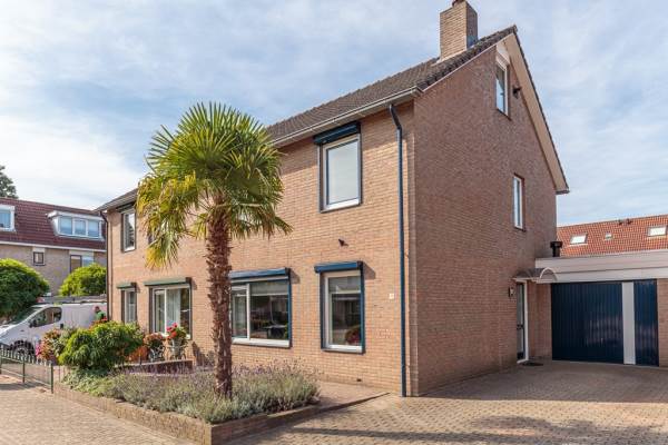 Woning Nachtegaalstraat 18 Numansdorp
