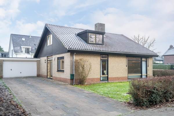 Woning Gijsbrecht van Nijenrodestraat 16 Breukelen