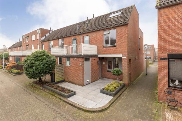 Woning Alholm 16 Hoofddorp