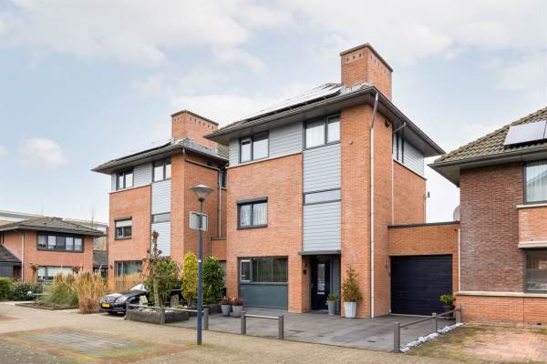 Woning John Raedeckerhof 127 Hoorn (NH)