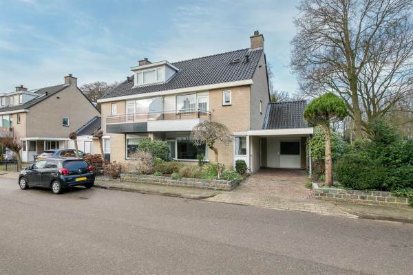 Woning Laan van Eikenrode 35 Loosdrecht