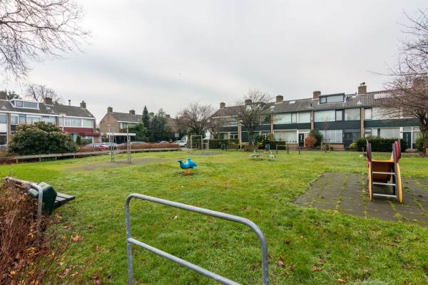 Woning Fresiastraat 4240 Spijkenisse