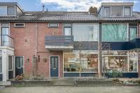 Woning Warmoeziershof 24 Hendrik-Ido-Ambacht