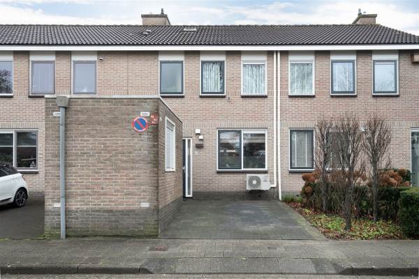 Woning Prof. K. Schilderhof 50 Kampen