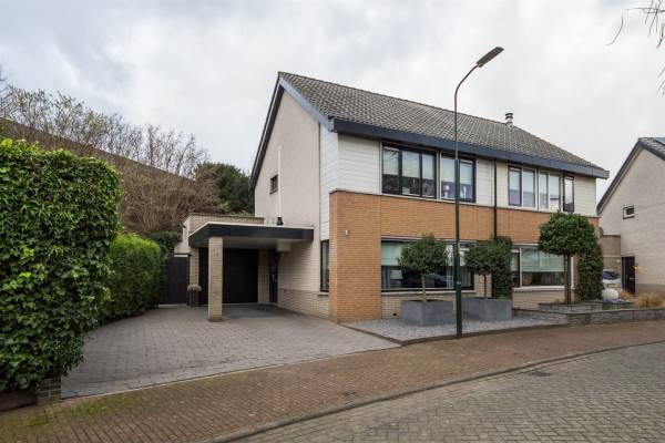 Woning Weerdenborch 59 Waardenburg