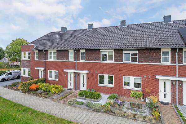 Woning Bereklauw 28 Rijssen