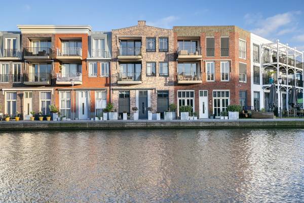 Woning Anne Frankkade 11 Alphen aan den Rijn